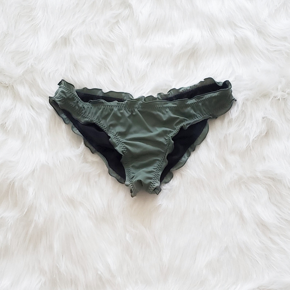 Venus Ruffle Scrunch Bottoms